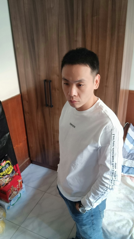 没有蜡笔的小航的第二张照片--天津闪婚服务中心