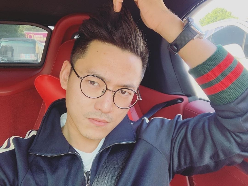 James的第一张照片--天津闪婚服务中心